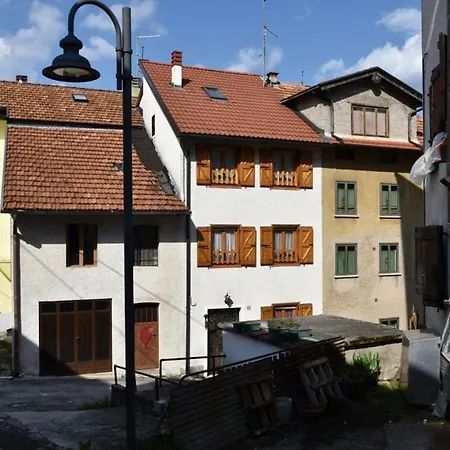 Apartment Casa Canale - Residenze Bucaneve Tonezza del Cimone
